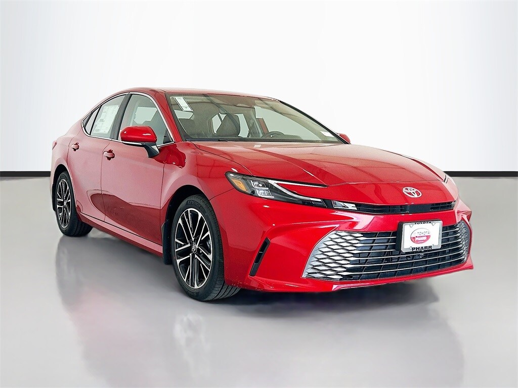 2026 Toyota Camry XLE photo 3
