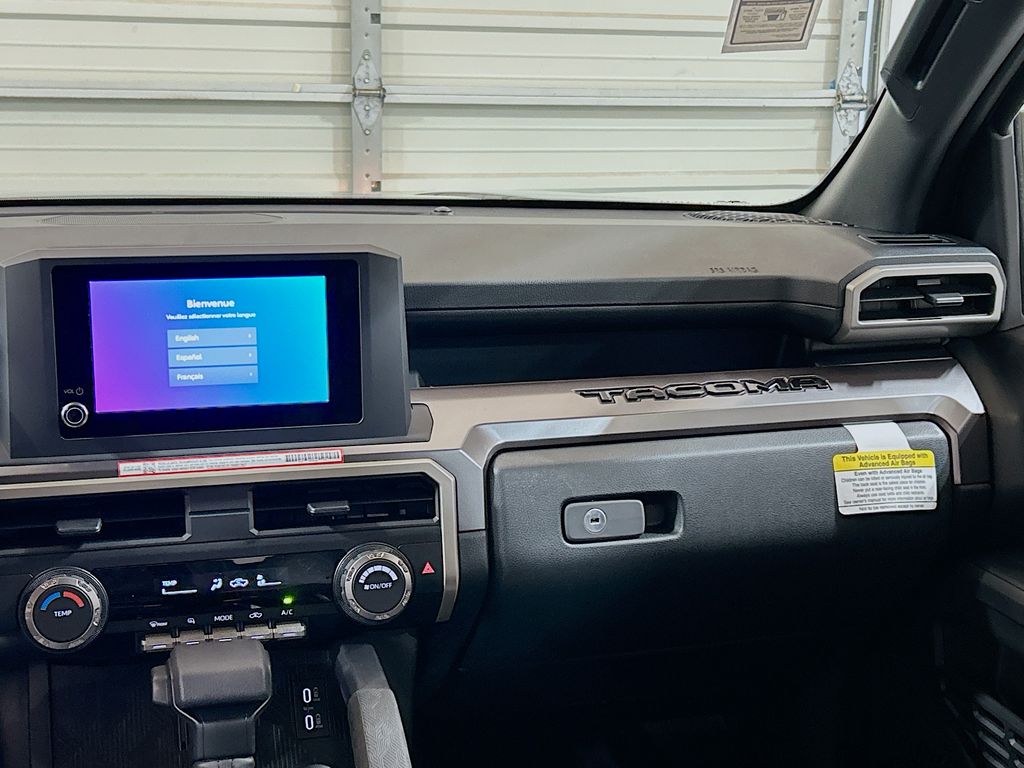 2026 Toyota Tacoma SR5 - Photo 18
