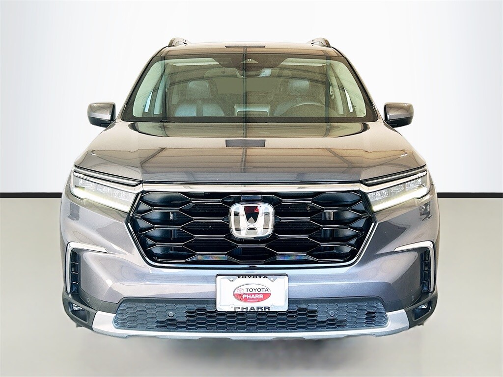2025 Honda Pilot Touring photo 2