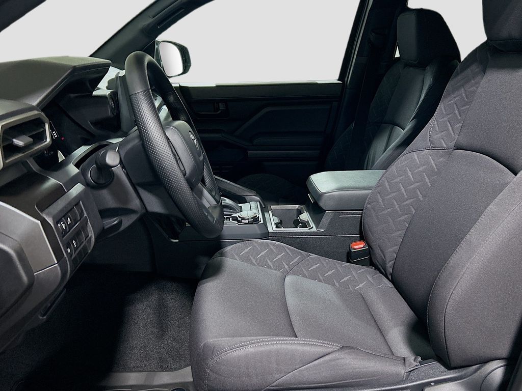 2026 Toyota Tacoma SR5 - Photo 20