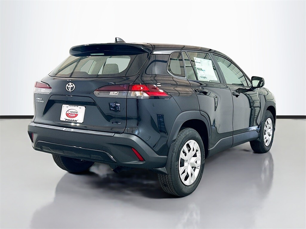 2026 Toyota Corolla Cross L photo 4