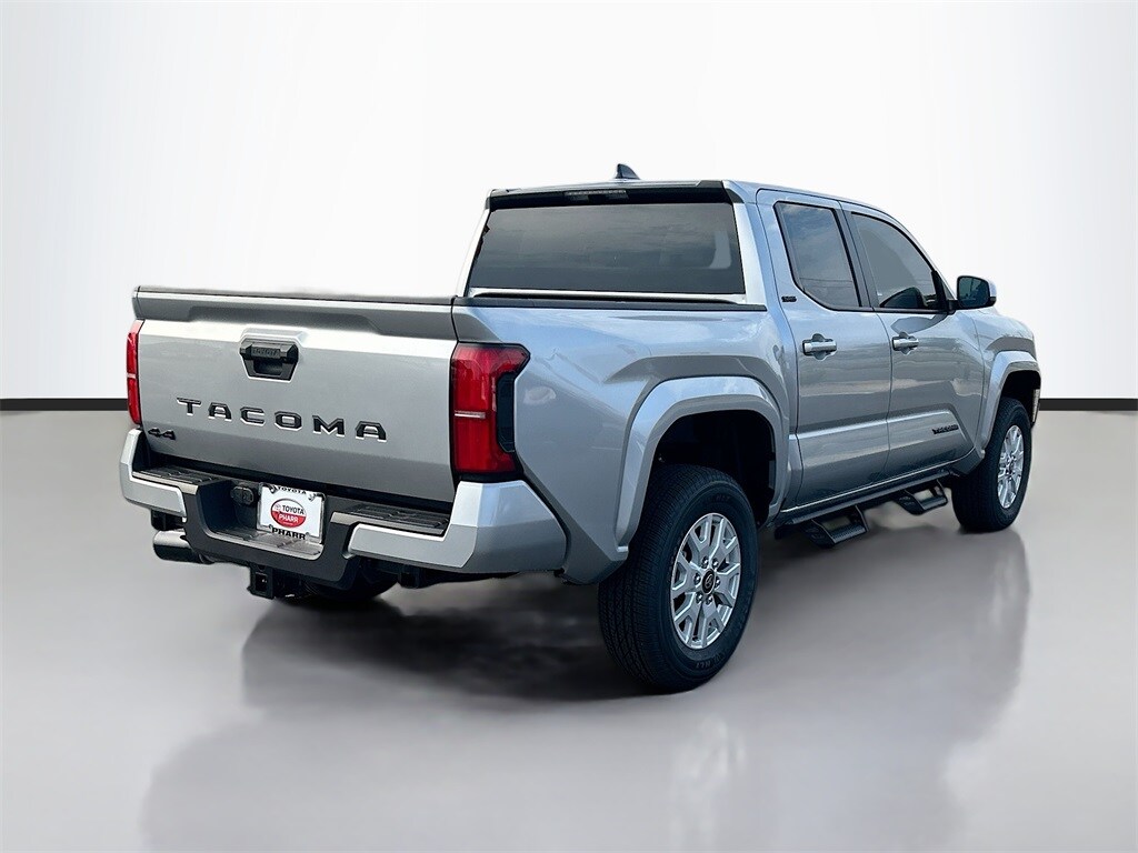 2025 Toyota Tacoma SR5 photo 4