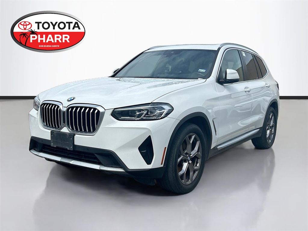 2022 BMW X3 sDrive30i's photo