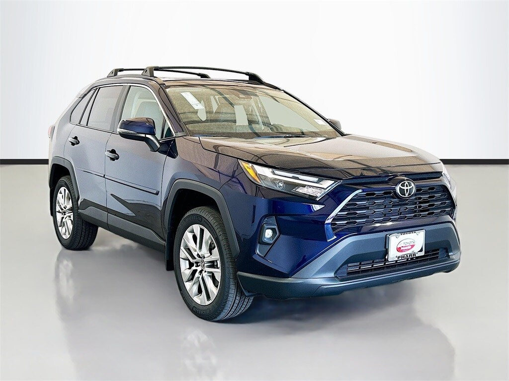 2025 Toyota RAV4 XLE Premium photo 3