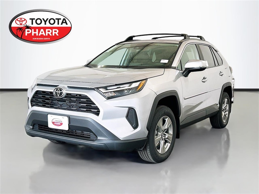 2025 Toyota RAV4 XLE's photo
