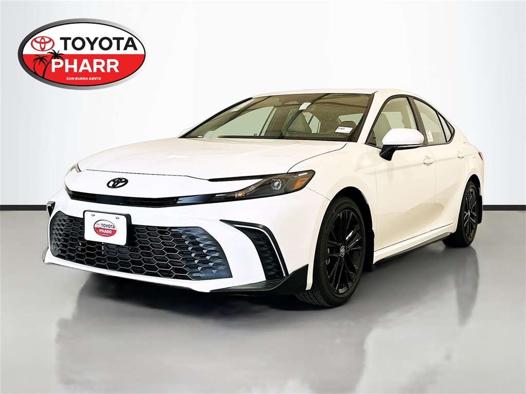 2026 Toyota Camry SE's photo