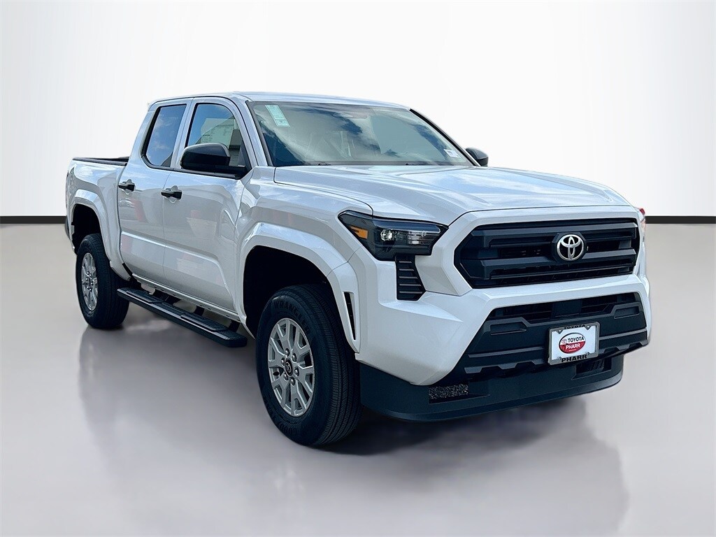 2025 Toyota Tacoma SR Double Cab photo 3