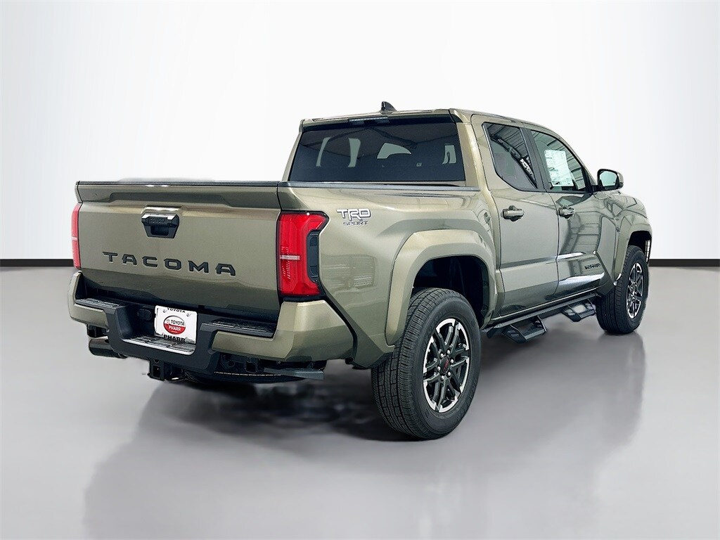 2025 Toyota Tacoma TRD Sport photo 2