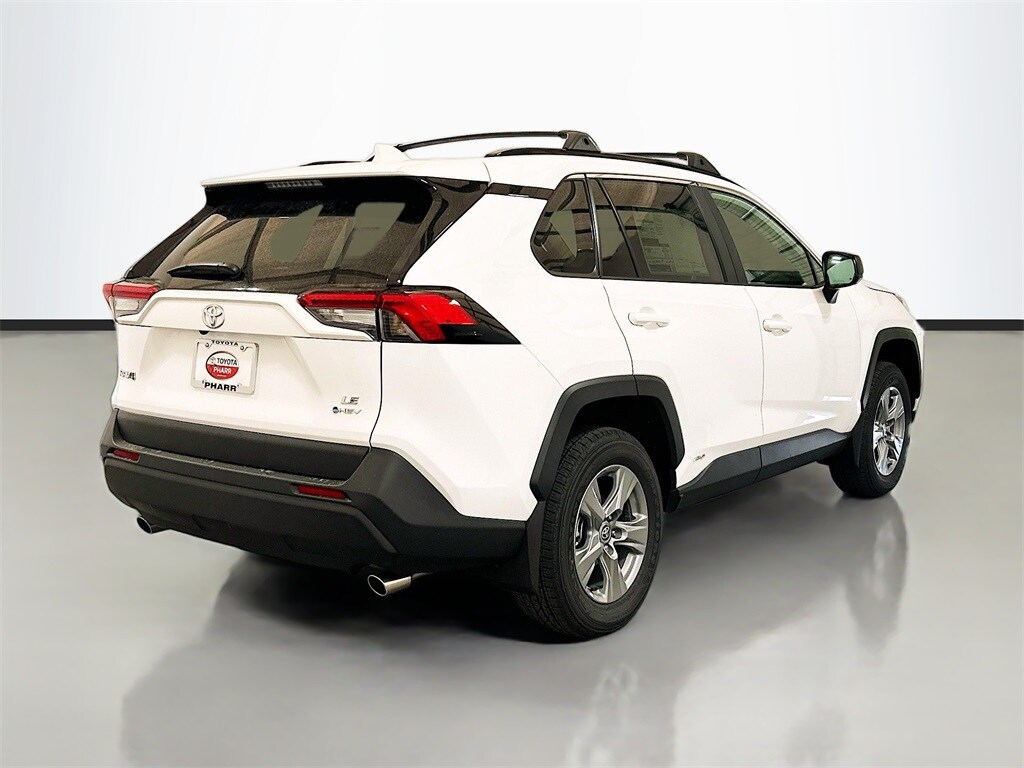 2025 Toyota RAV4 Hybrid LE photo 3