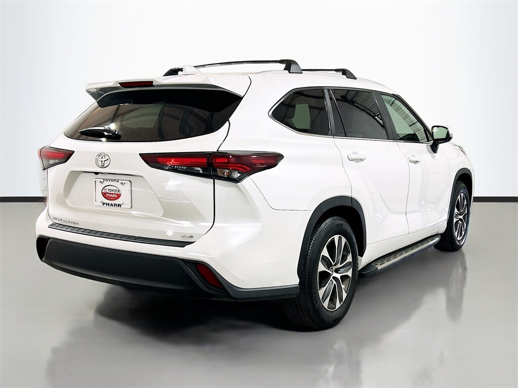 Used 2024 Toyota Highlander XLE SUV