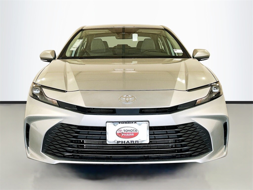 2025 Toyota Camry LE photo 2