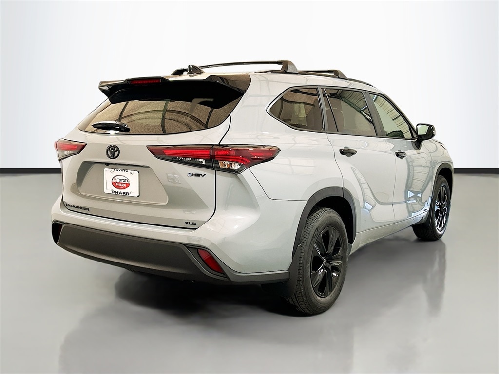 New 2025 Toyota Highlander Hybrid XLE Nightshade SUV