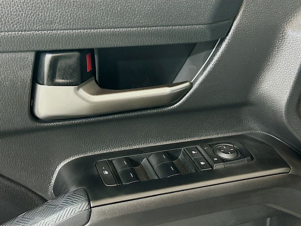 2025 Toyota Tacoma TRD Off Road - Photo 15