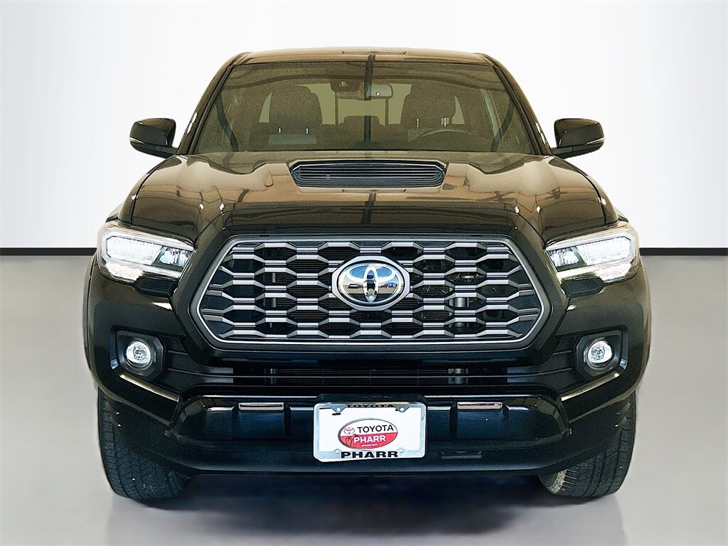 2021 Toyota Tacoma SR5 V6 photo 2