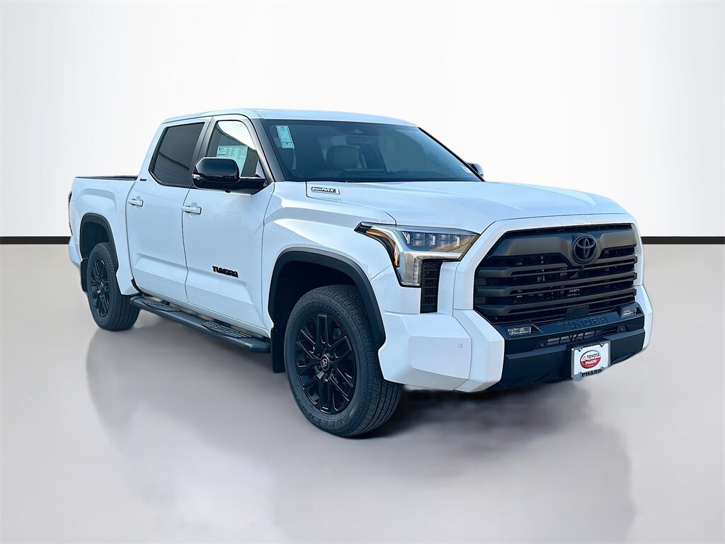 2025 Toyota Tundra Limited photo 3