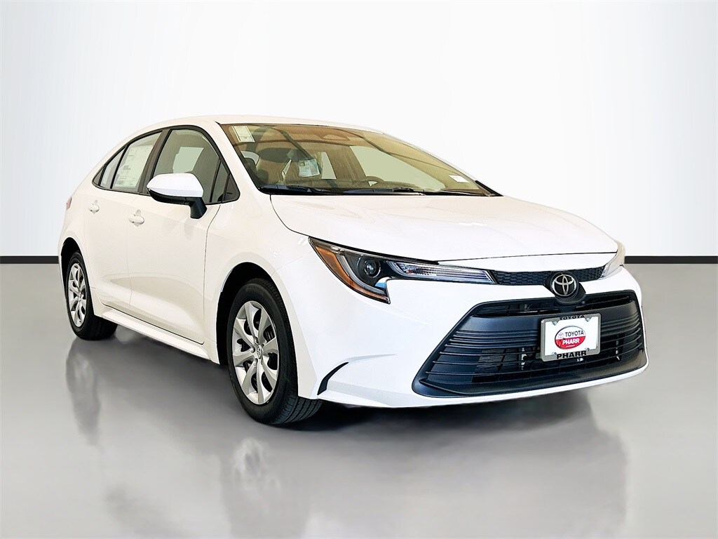 2026 Toyota Corolla LE photo 3