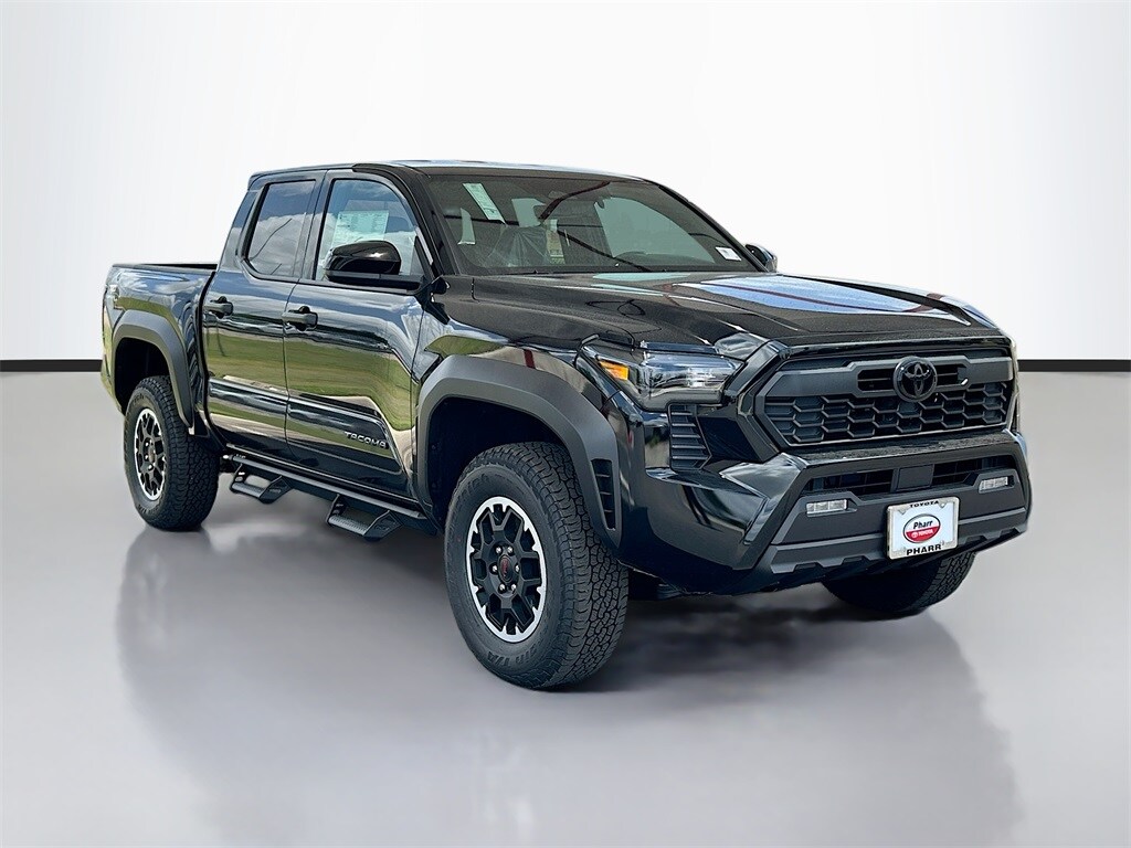 2025 Toyota Tacoma TRD Off-Road photo 3
