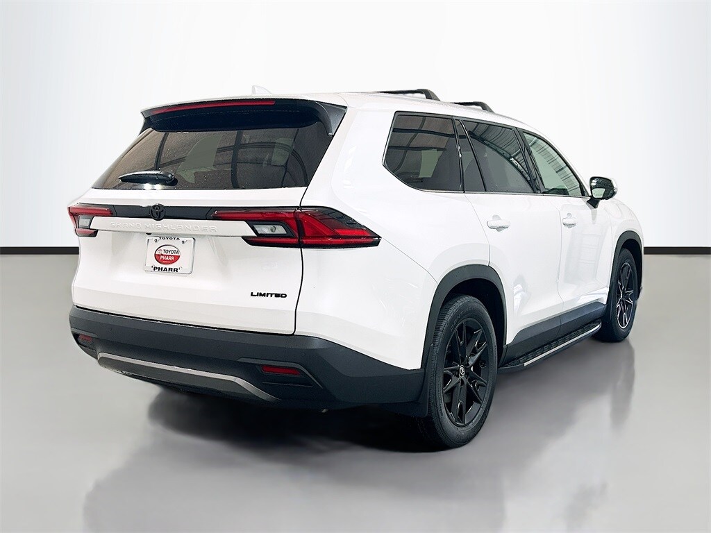 2026 Toyota Grand Highlander Limited photo 4