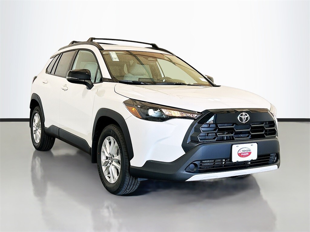 2026 Toyota Corolla Cross LE photo 3