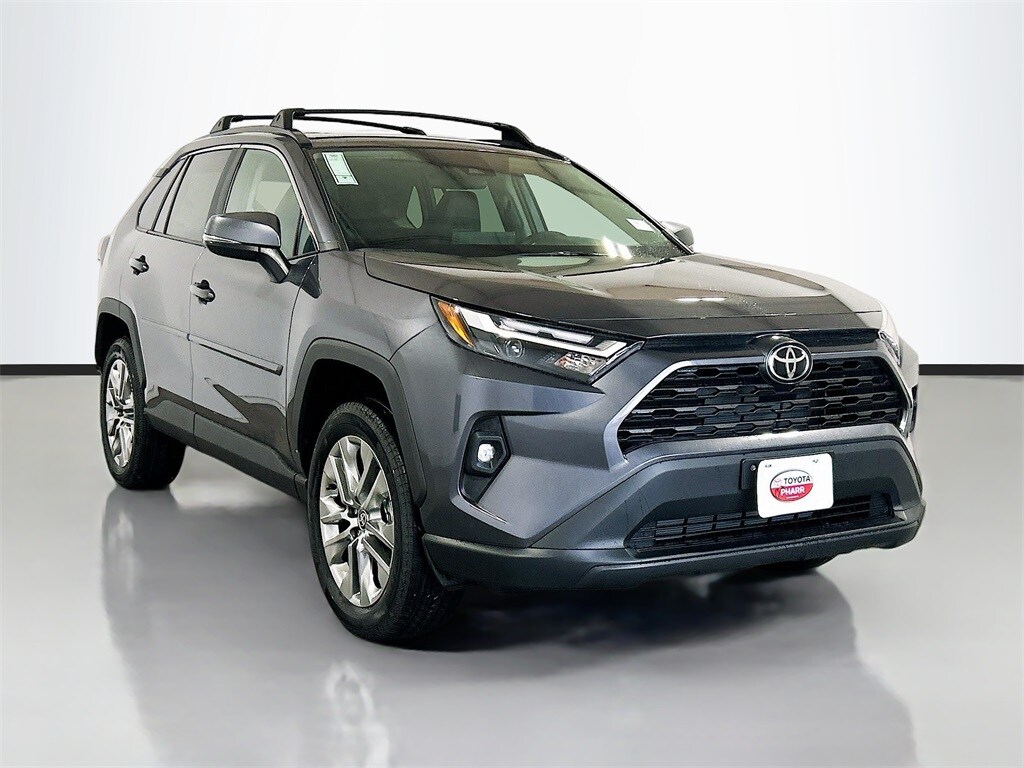 2025 Toyota RAV4 XLE Premium photo 3