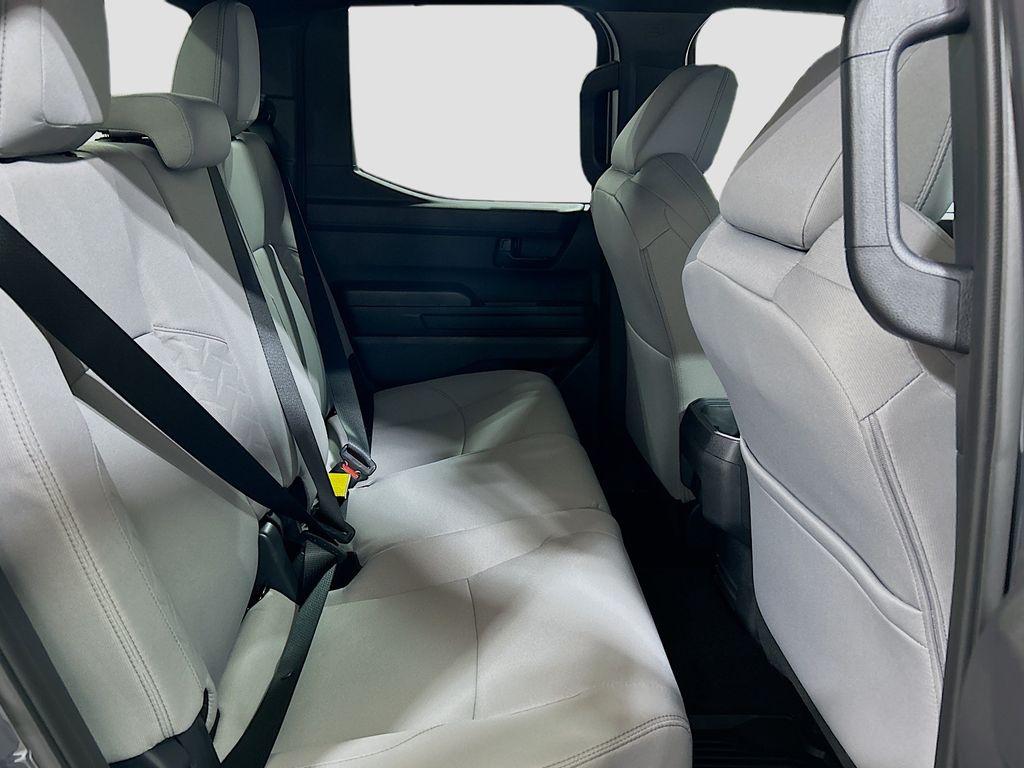 2026 Toyota Tacoma SR5 - Photo 24