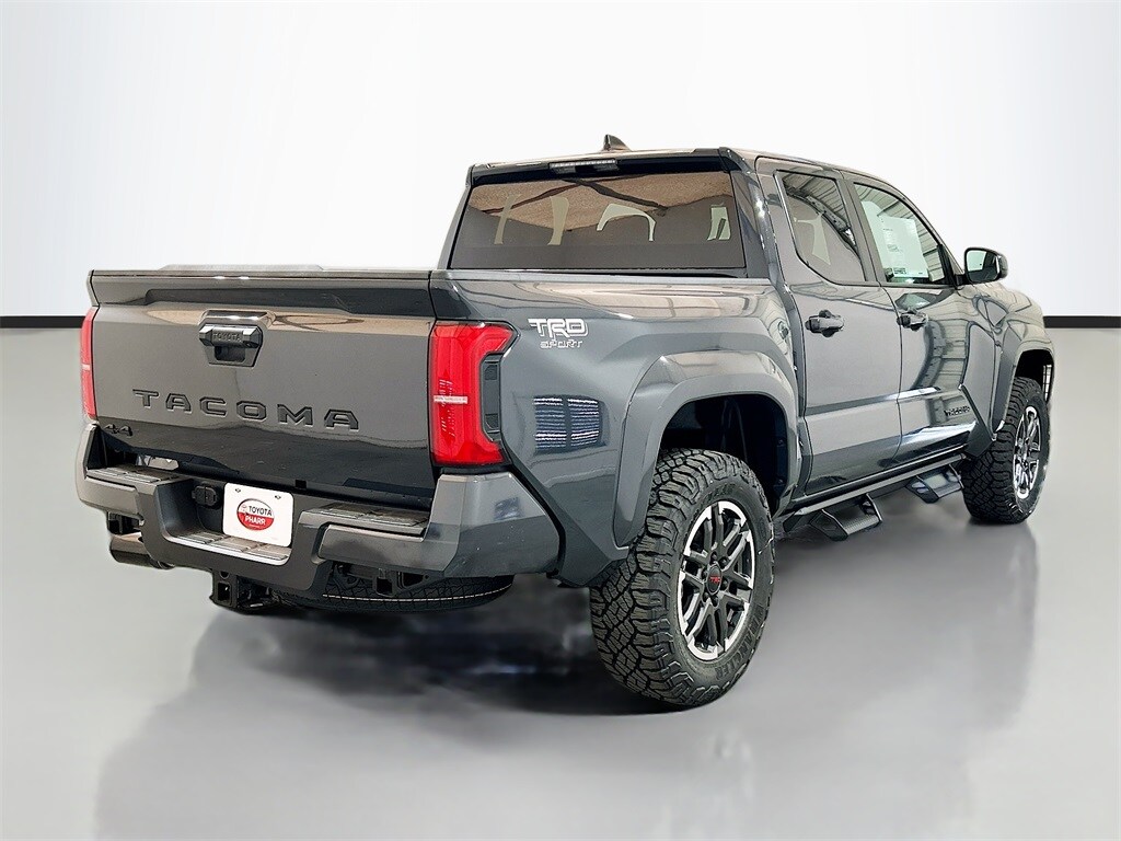 2025 Toyota Tacoma TRD Sport photo 2