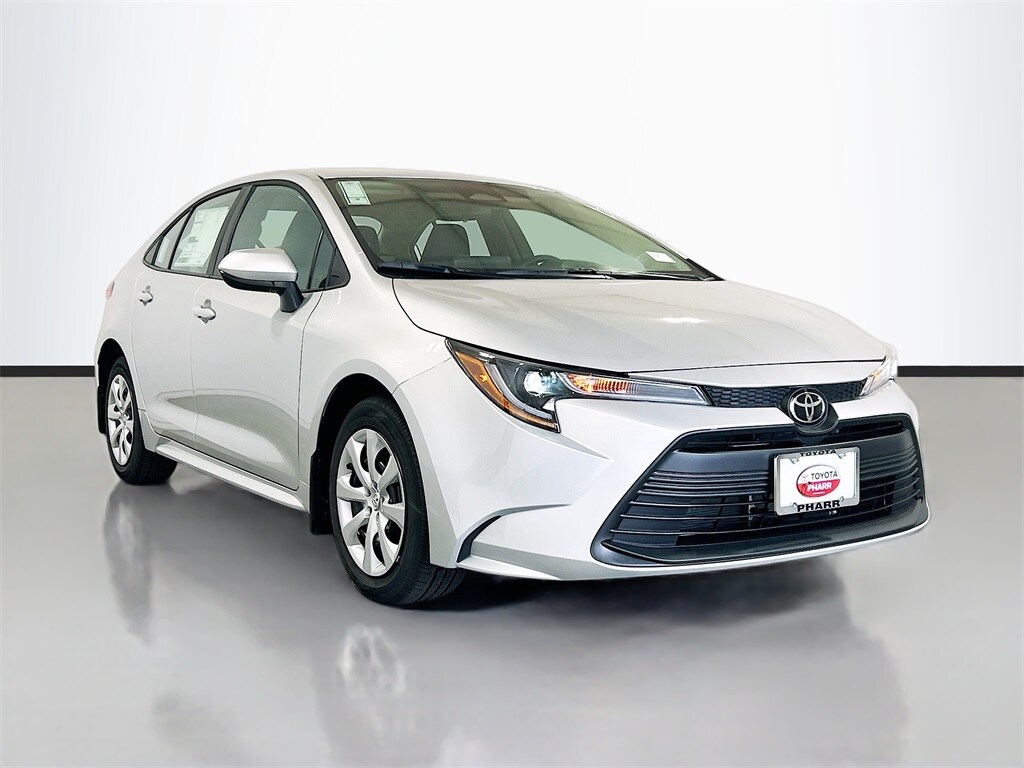 2026 Toyota Corolla LE photo 3