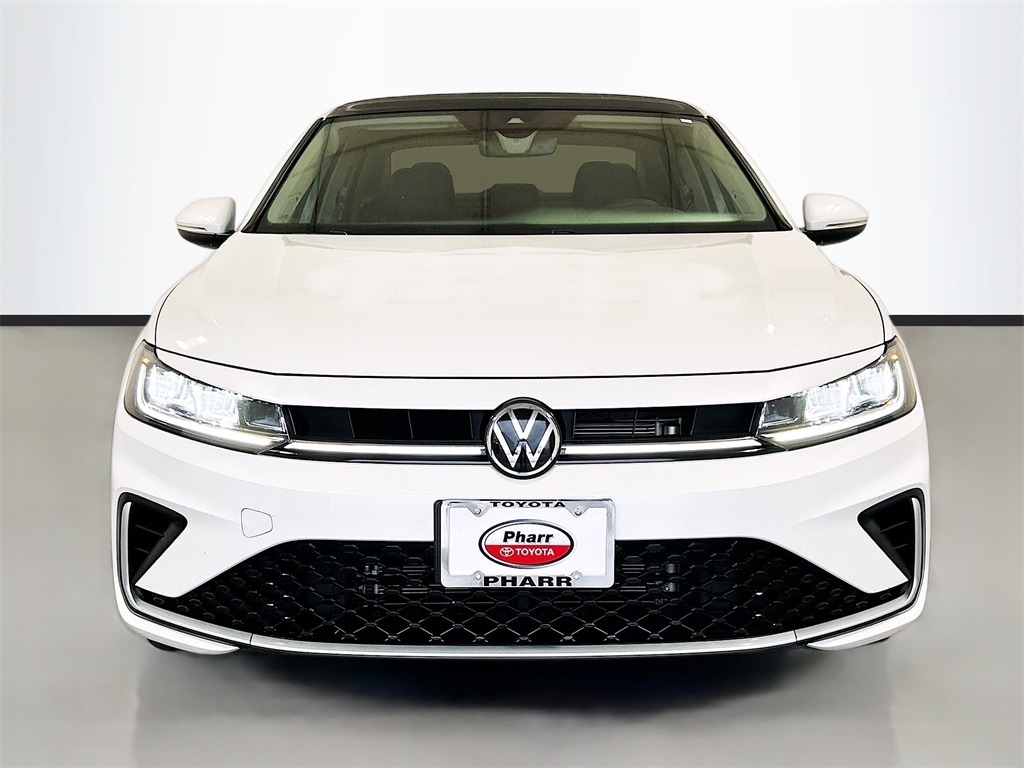 Used 2025 Volkswagen Jetta SEL with VIN 3VWGX7BU3SM043392 for sale in Pharr, TX