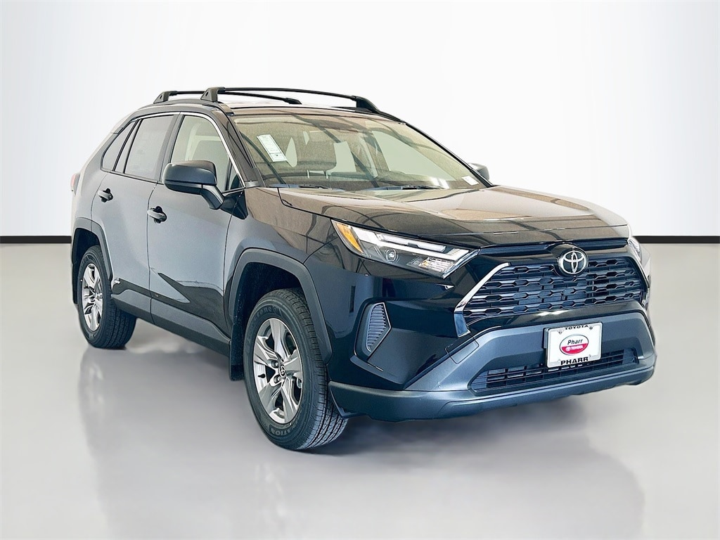 2025 Toyota RAV4 Hybrid LE photo 4