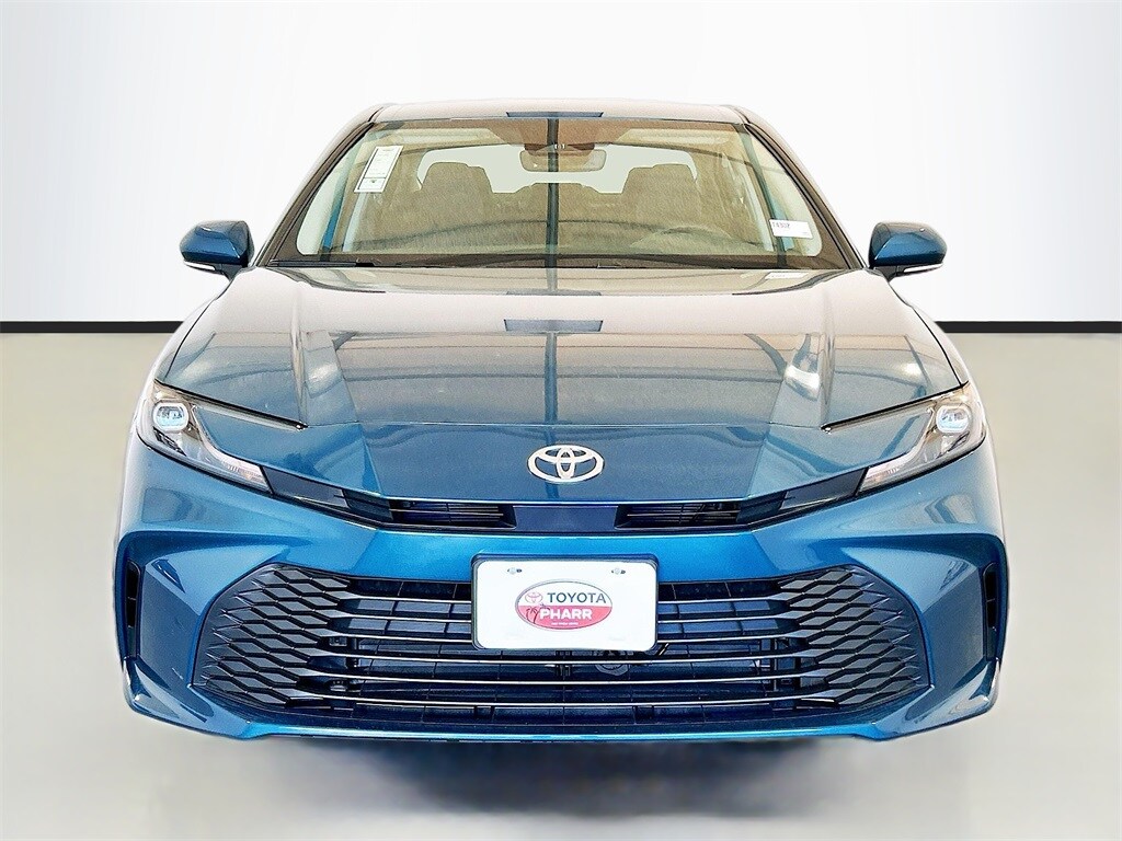 2026 Toyota Camry LE photo 2