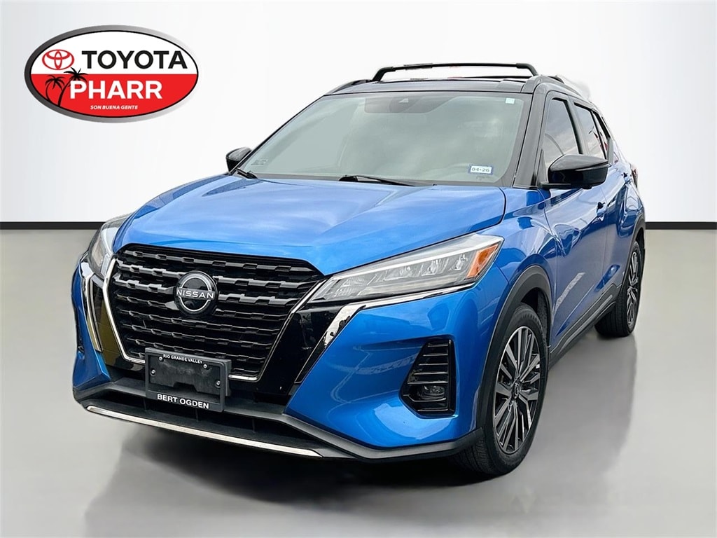 2023 Nissan Kicks SR