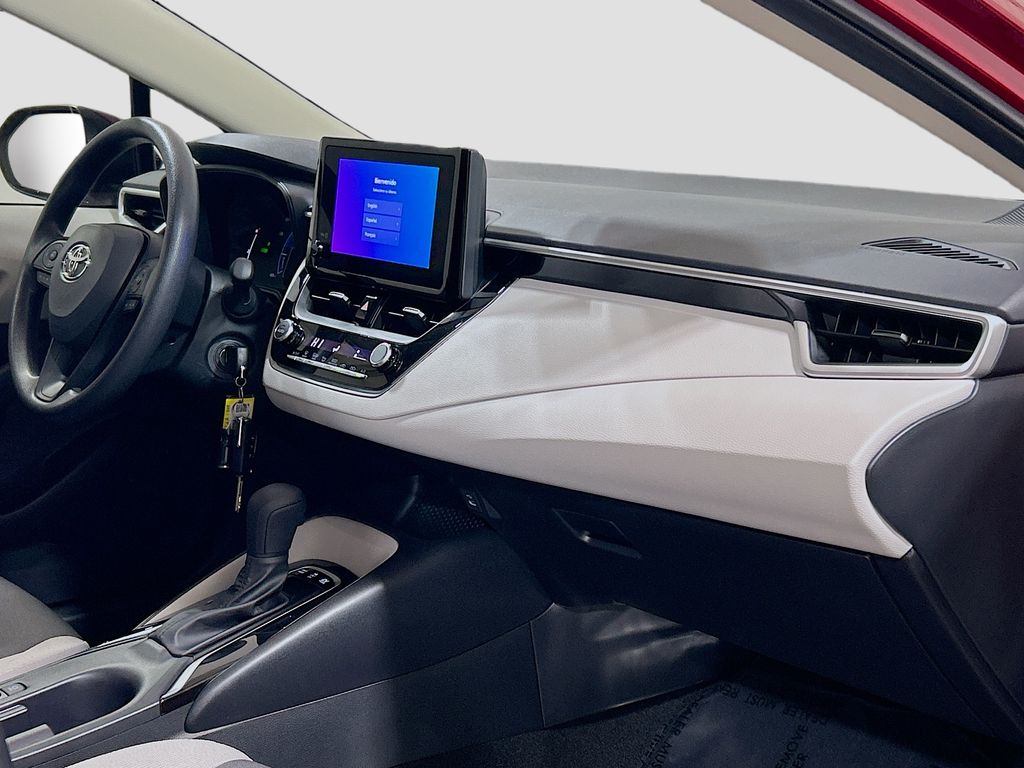 2026 Toyota Corolla LE - Photo 24