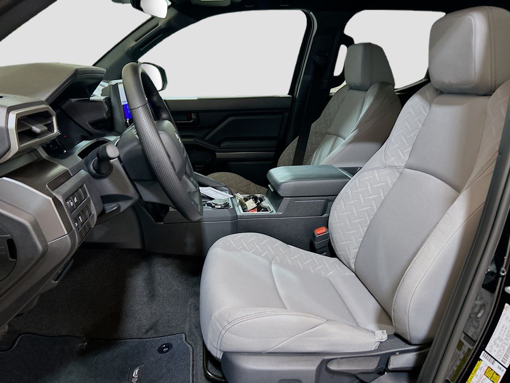 2026 Toyota Tacoma SR5 - Photo 16
