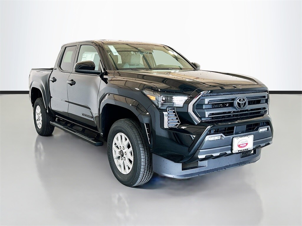 2025 Toyota Tacoma SR5 photo 3