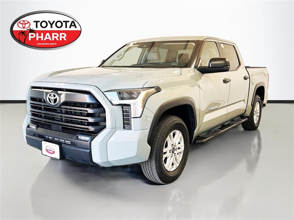2024 Toyota Tundra SR5's photo