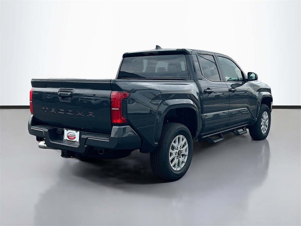 2025 Toyota Tacoma SR5 photo 4