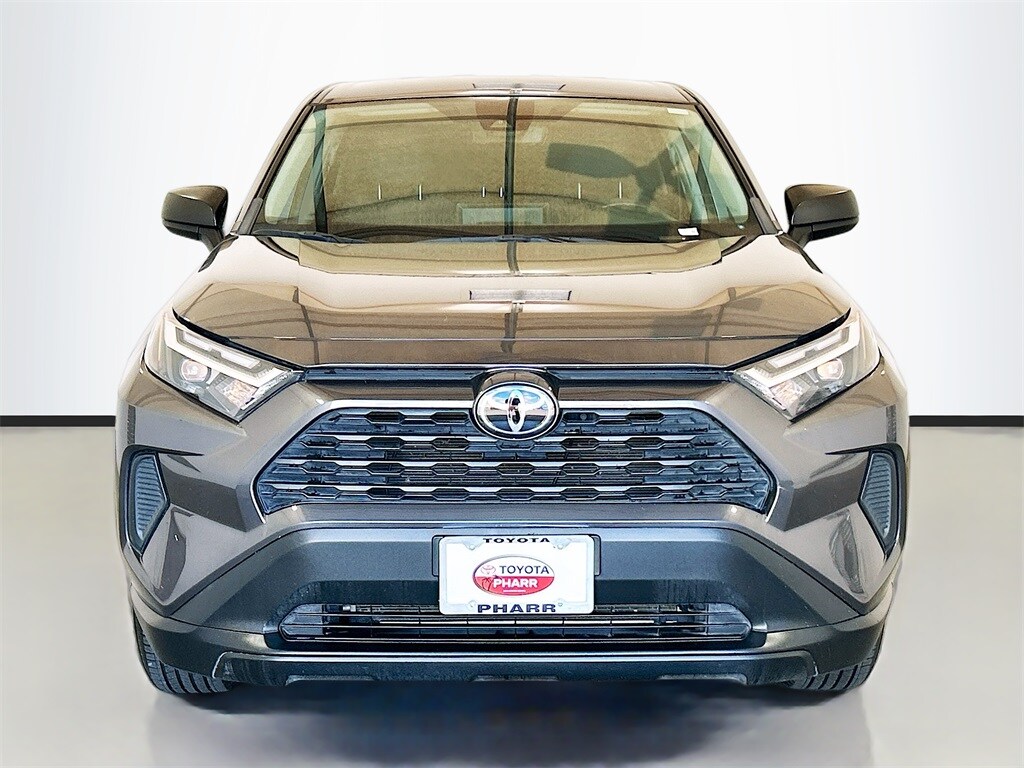 2023 Toyota RAV4 LE photo 2