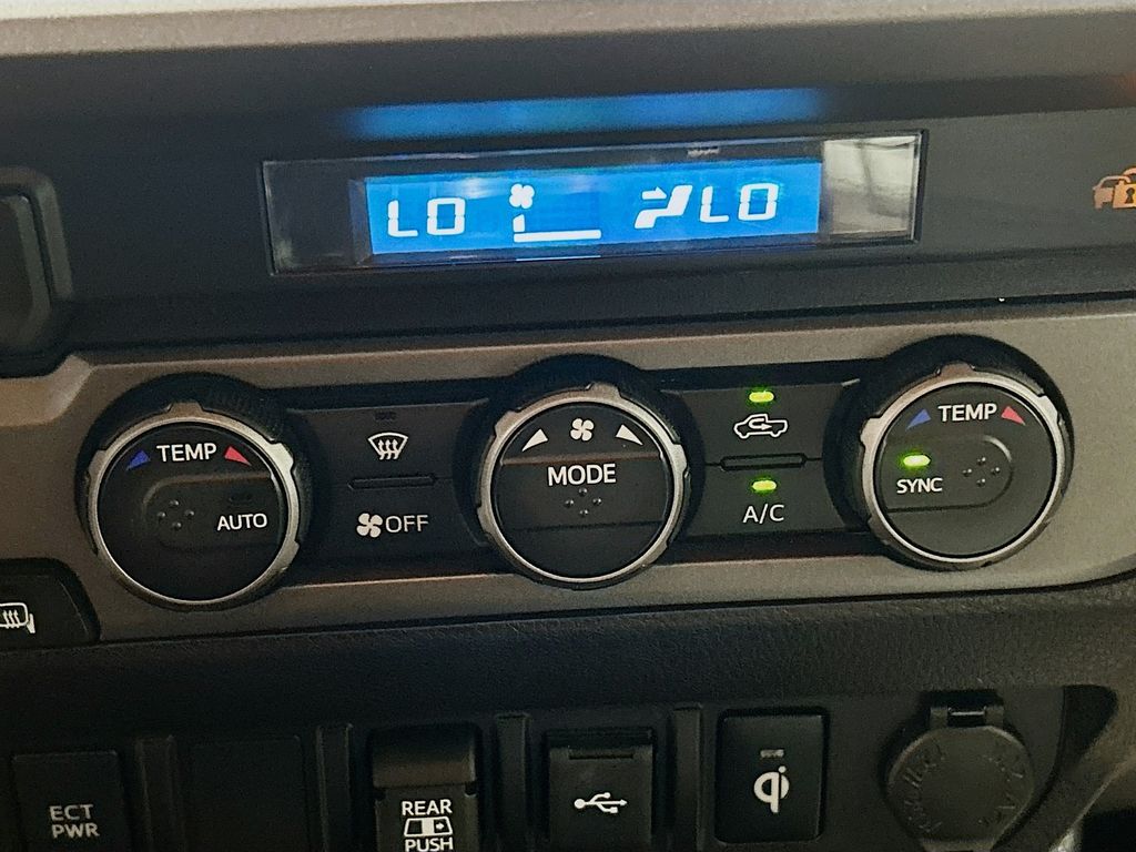 2023 Toyota Tacoma TRD Off Road - Photo 13
