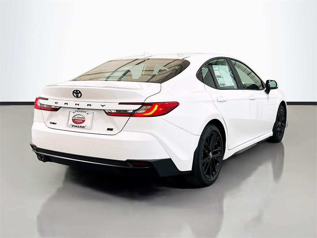 New 2026 Toyota Camry SE Sedan