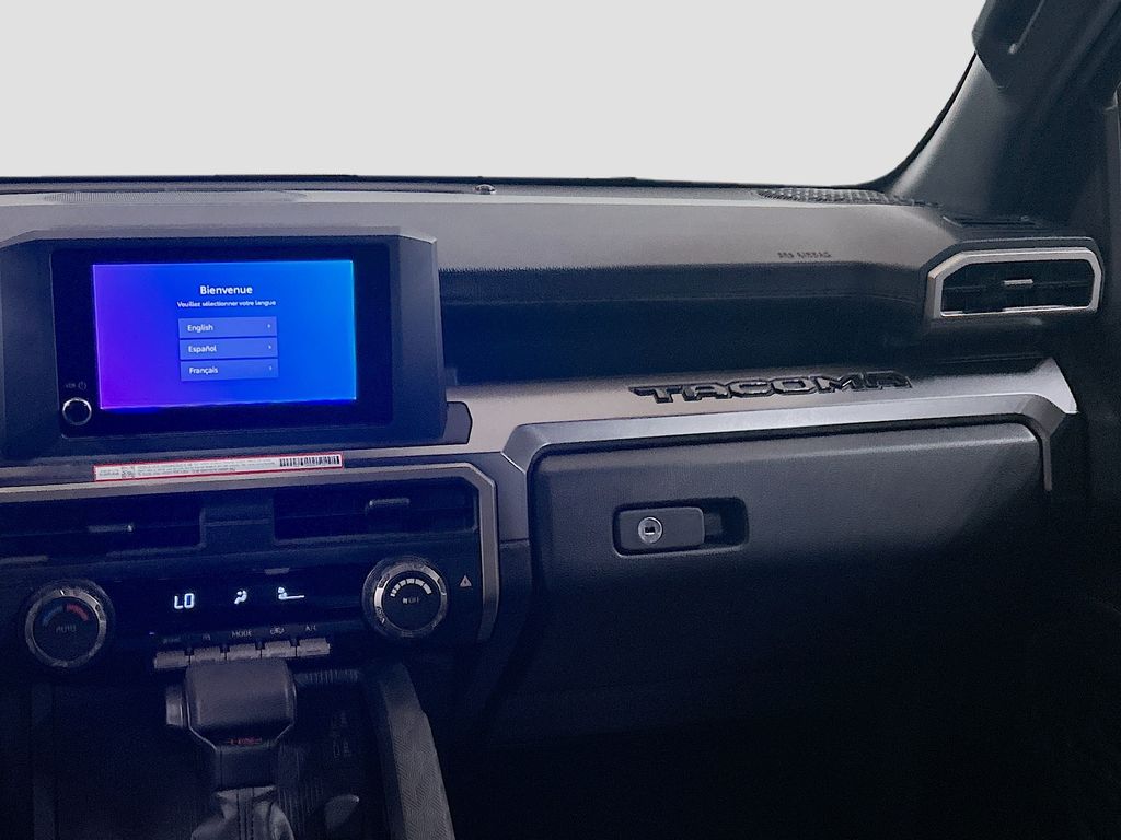 2025 Toyota Tacoma TRD Off Road - Photo 19