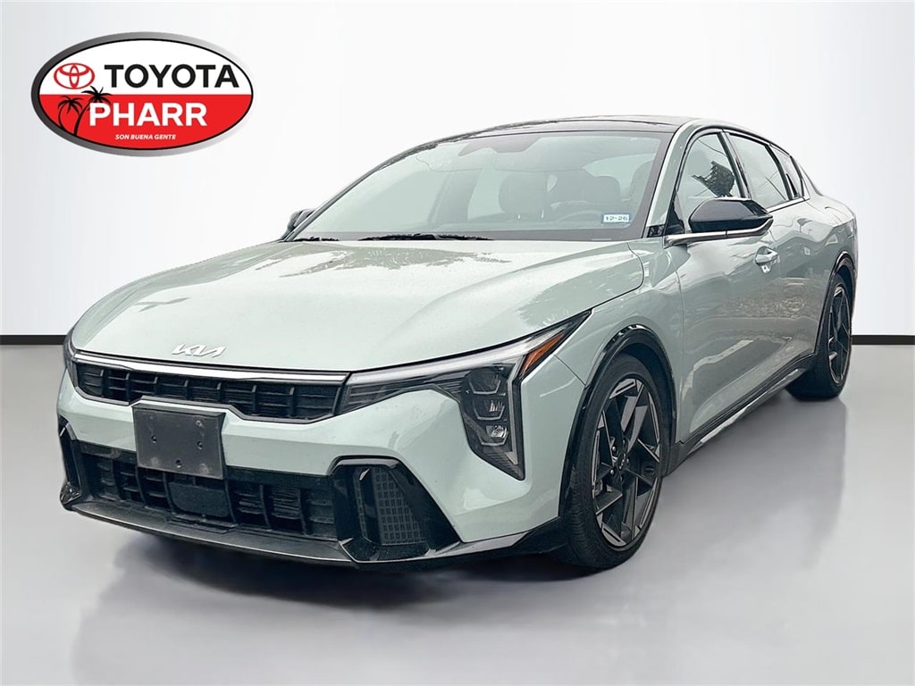 2025 Kia K4 GT-Line's photo