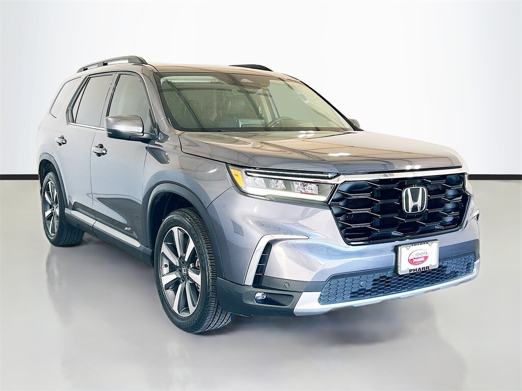 2025 Honda Pilot Touring photo 3