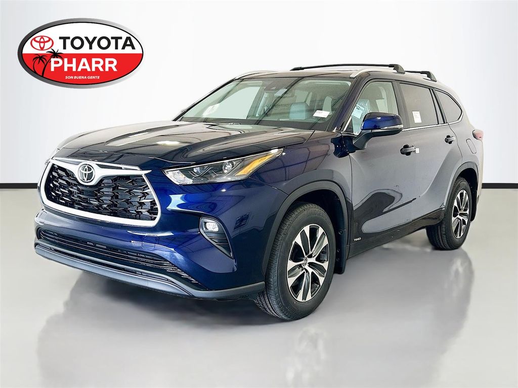 2026 Toyota Highlander Hybrid SUV 