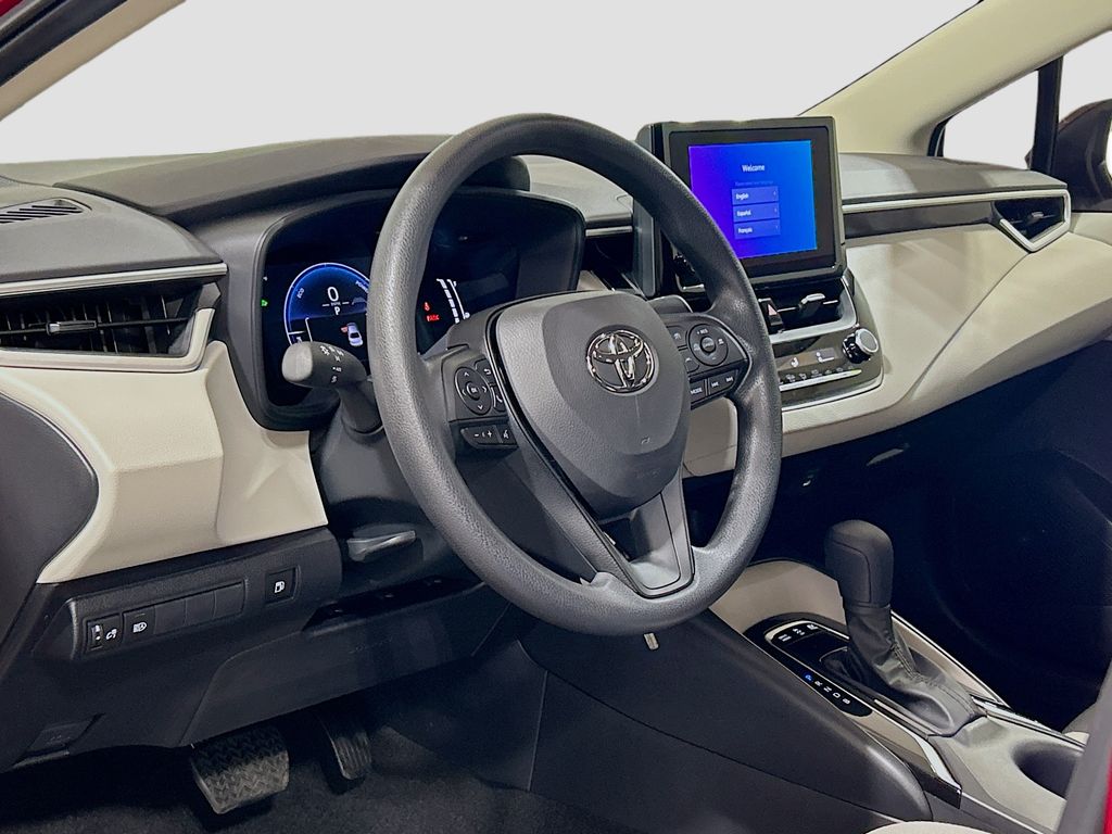 2026 Toyota Corolla LE - Photo 7