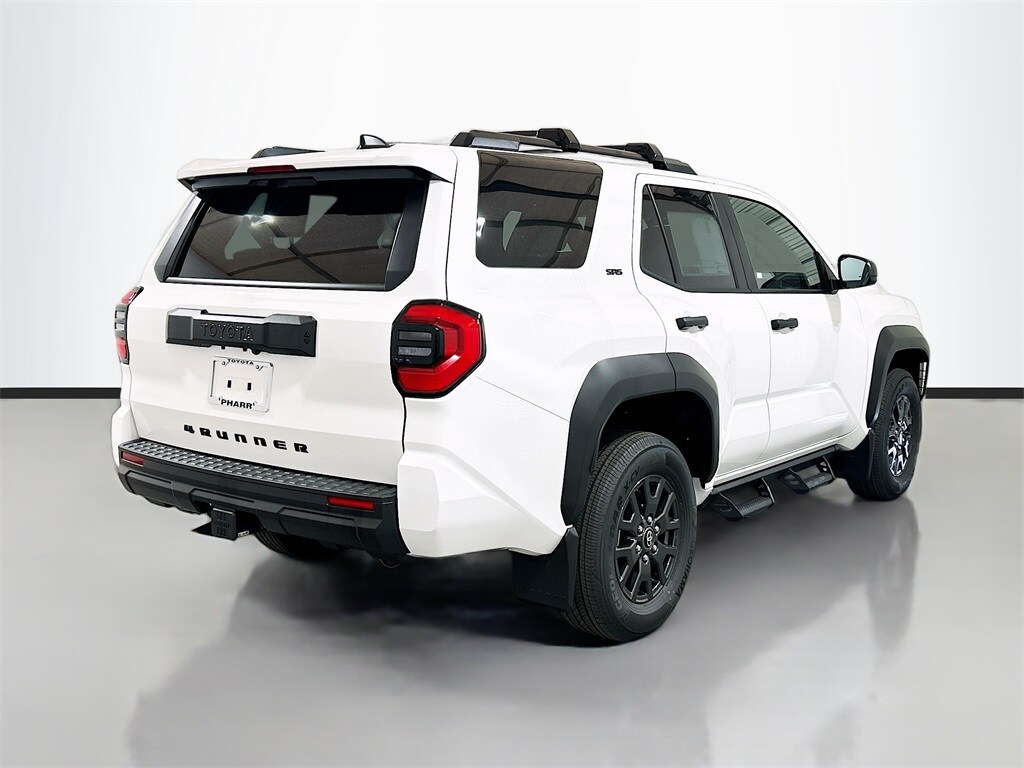 2025 Toyota 4Runner SR5 photo 4