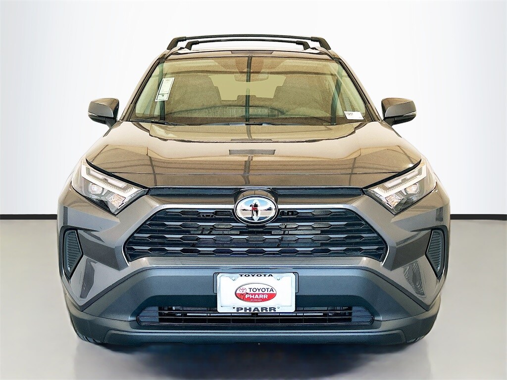2025 Toyota RAV4 Hybrid XLE photo 2
