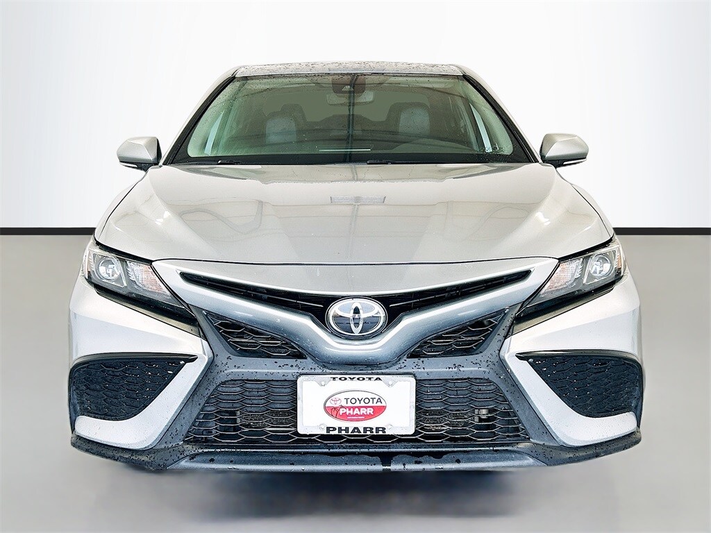 2023 Toyota Camry SE photo 2