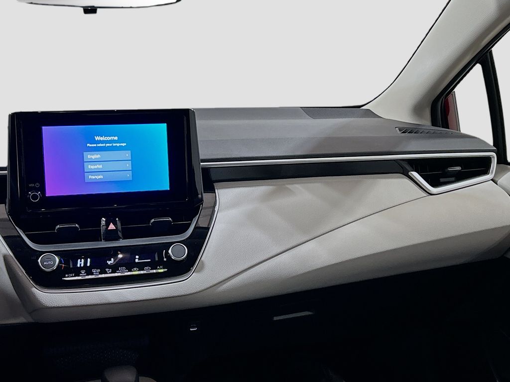 2026 Toyota Corolla LE - Photo 19