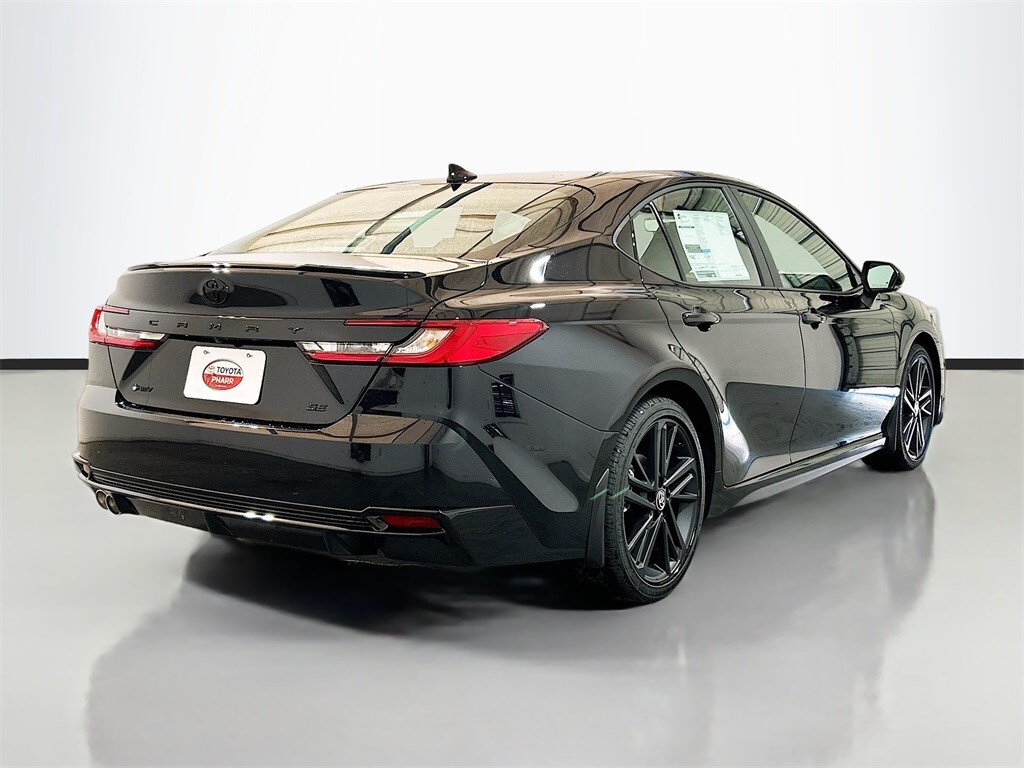 2026 Toyota Camry photo 3