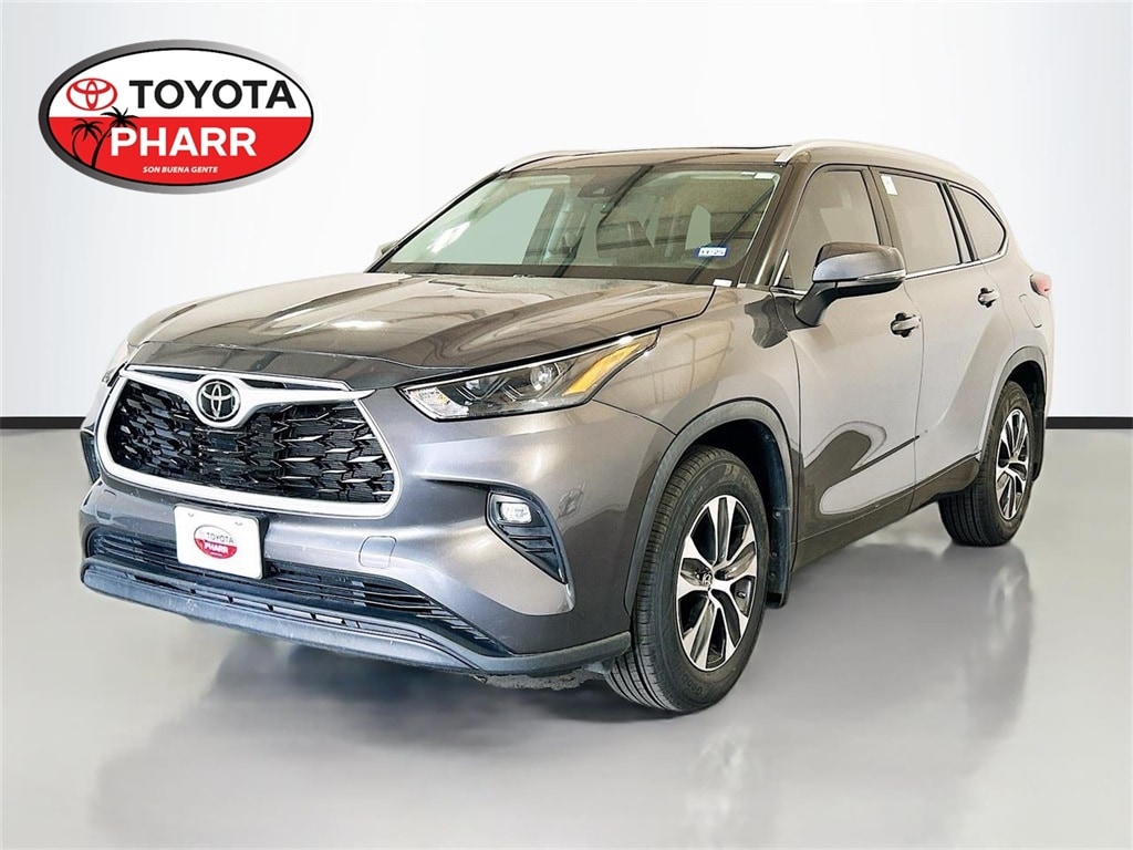 2023 Toyota Highlander XLE's photo